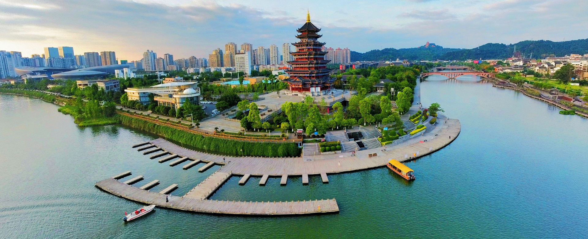 興企愛(ài)崗、志美行厲、建功立業(yè)